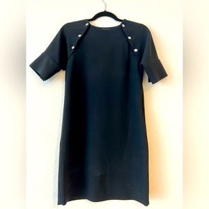Theory short black dress. Snap closure.